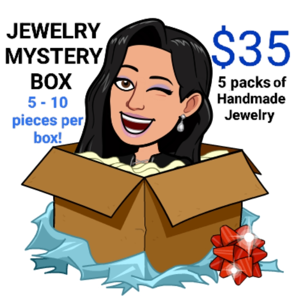 🆕 5 pack (5-10 piece) Jewelry Mystery Box